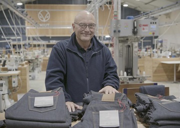 Gregg Wallace and Inside the Factory visit the Candiani Denim mill