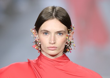 Istituto Secoli walks the catwalk with Candiani Denim’s fabrics