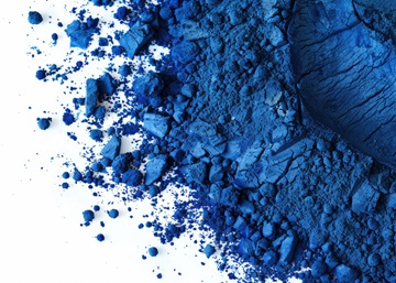 Indigo dyeing in denim