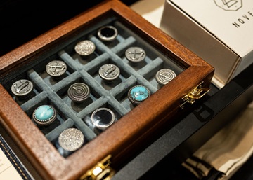 Candiani Custom unveils exclusive jewel buttons by Nove25