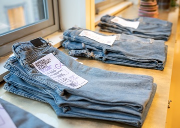 Traceability in denim: from cotton to closet